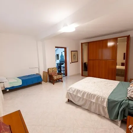 Mari E Sciuri * Mandra Capreria