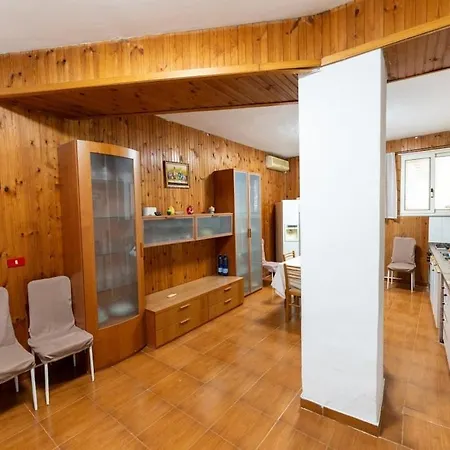 Mari E Sciuri Mandra Capreria